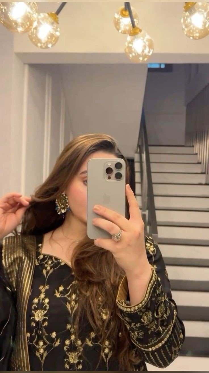 aesthetic attitude girl dp aesthetic attitude girl dp