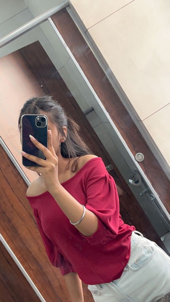 aesthetic dp for instagram for girl mirror selfie aesthetic dp for instagram for girl mirror selfie