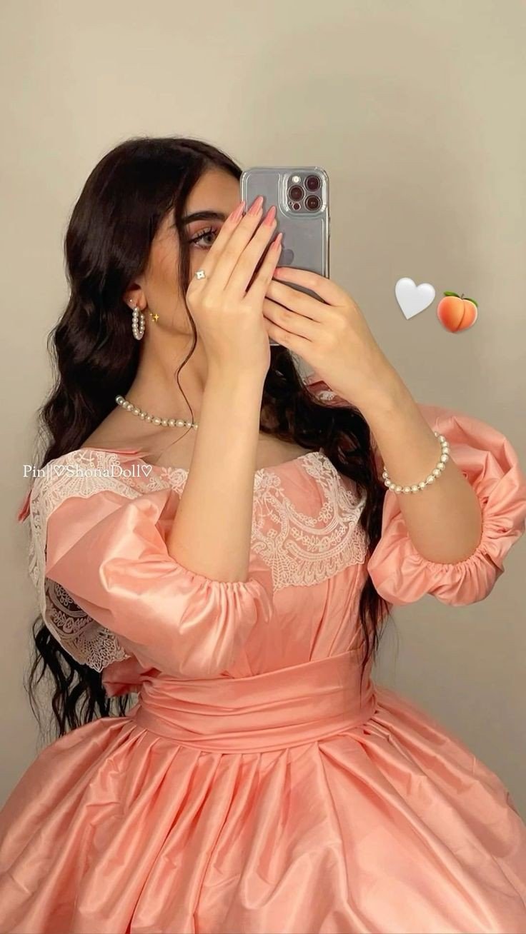 aesthetic girl mirror selfie dp aesthetic girl mirror selfie dp