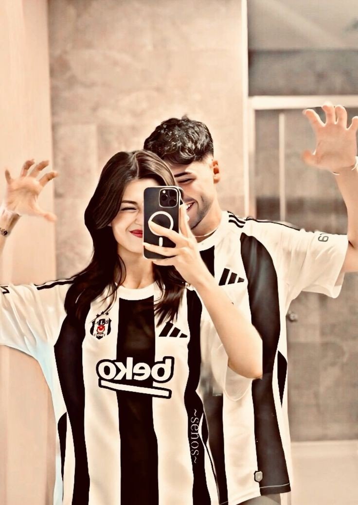 anime couple dp for instagram half half anime couple dp for instagram half half