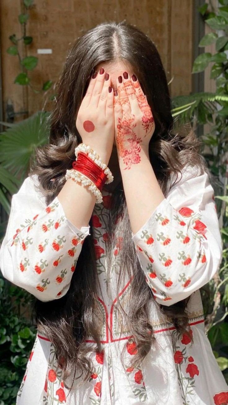beautiful attitude girls dp beautiful attitude girls dp