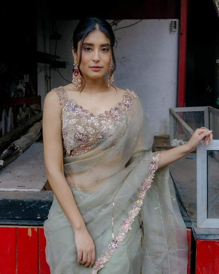beautiful saree girl dp download beautiful saree girl dp download
