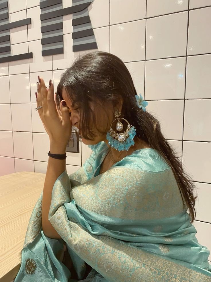 beautiful saree girl dp for instagram beautiful saree girl dp for instagram