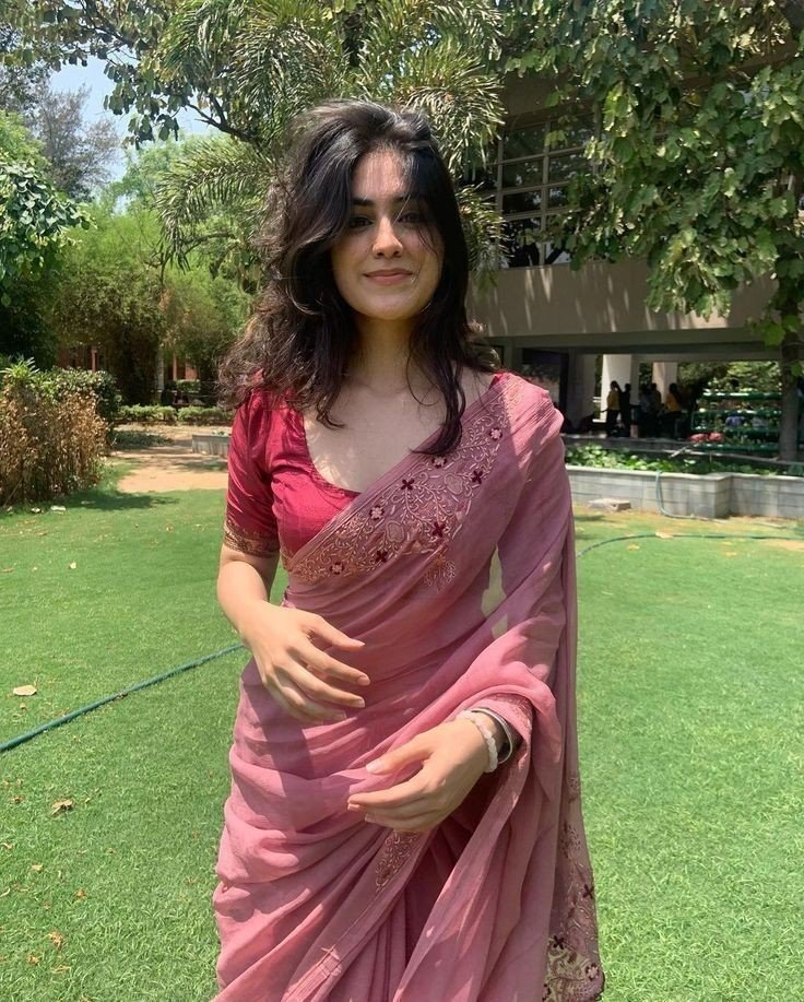 black saree girl dp for instagram simple black saree girl dp for instagram simple