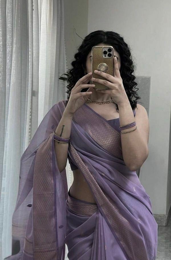 black saree girl dp simple attitude black saree girl dp simple attitude