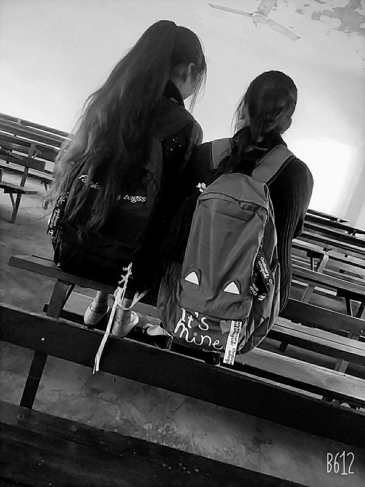 cartoon friends dp