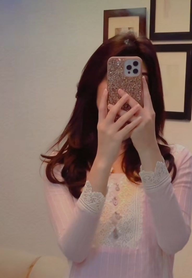 cartoon girl mirror selfie dp cartoon girl mirror selfie dp