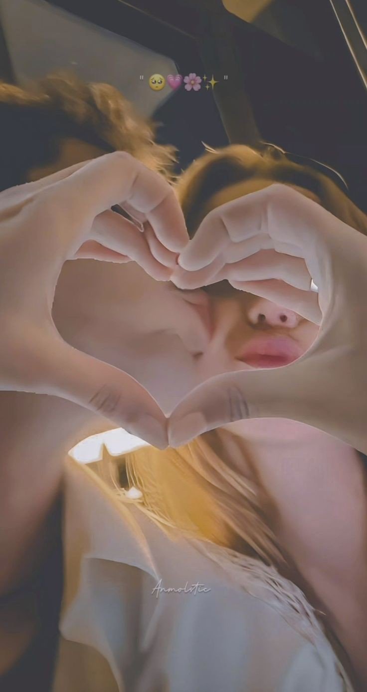 cute couple dp for instagram half half anime cute couple dp for instagram half half anime