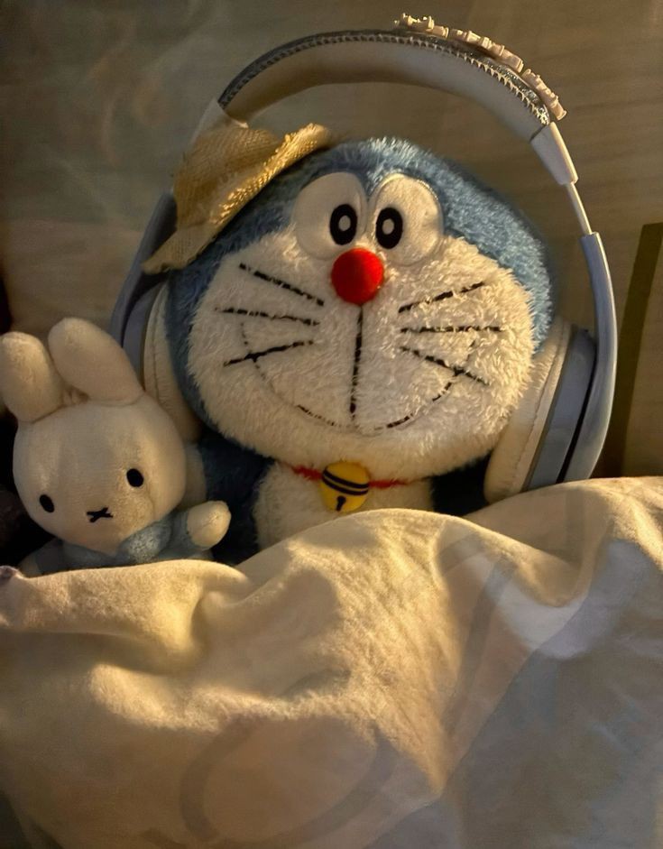 cute doraemon dp boy