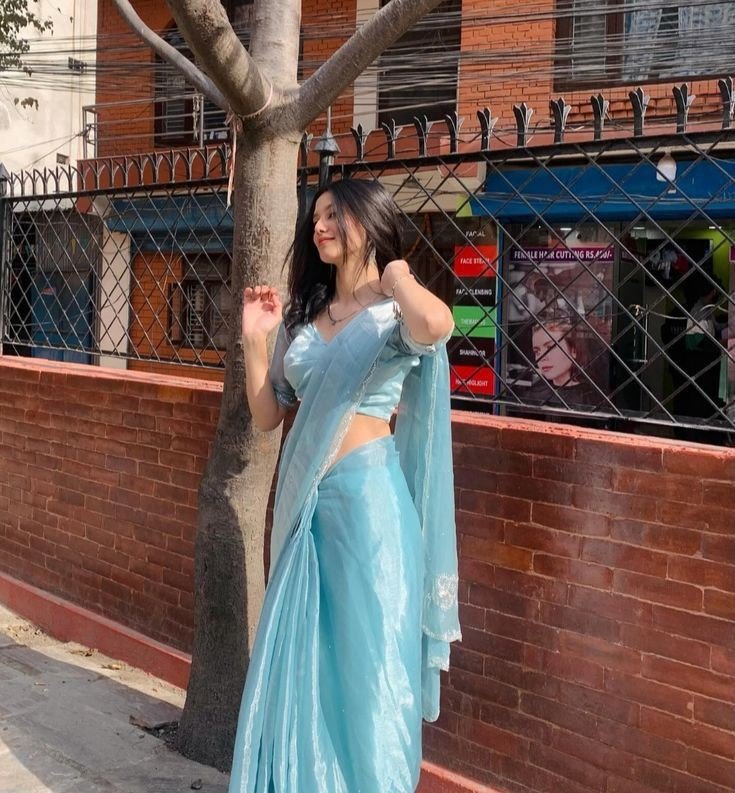 cute girl pic stylish saree dp for fb cute girl pic stylish saree dp for fb