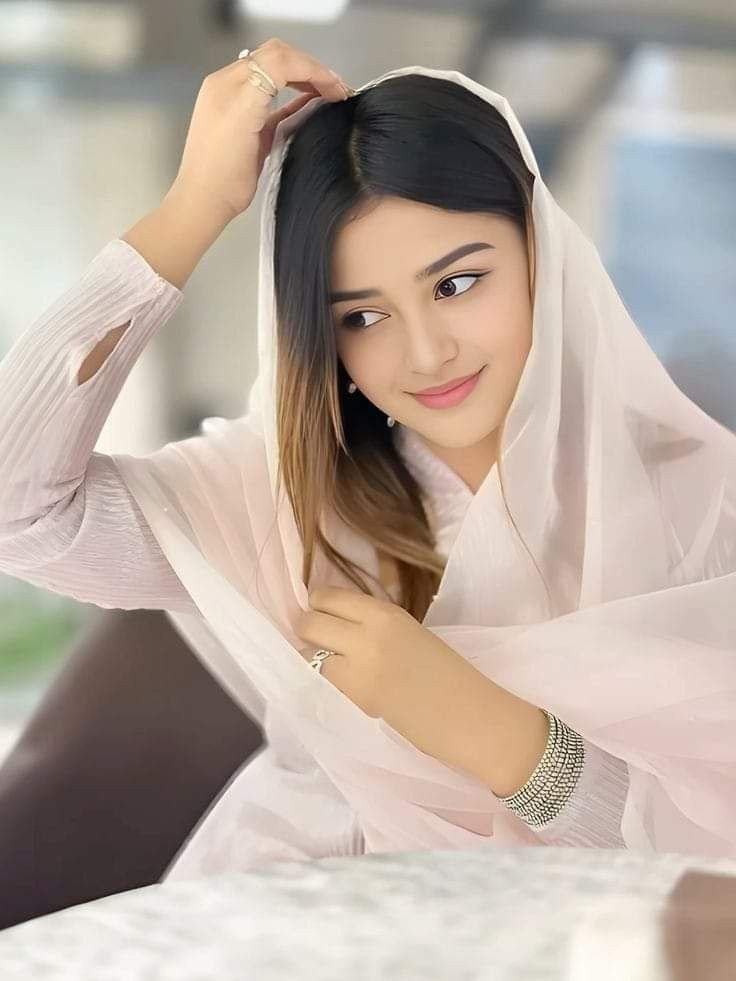 cute single girl dp happy cute single girl dp happy