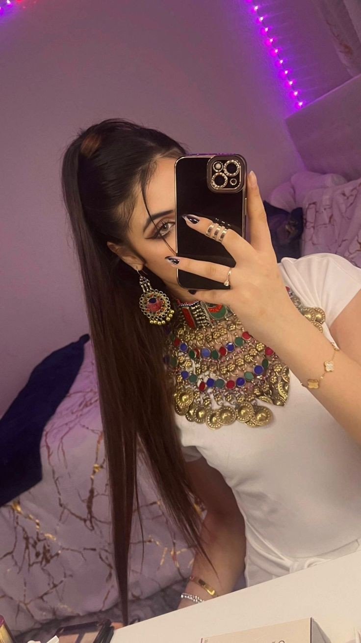 girls mirror selfie dp girls mirror selfie dp