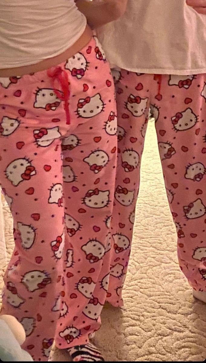 hello kitty drake pfp hello kitty drake pfp
