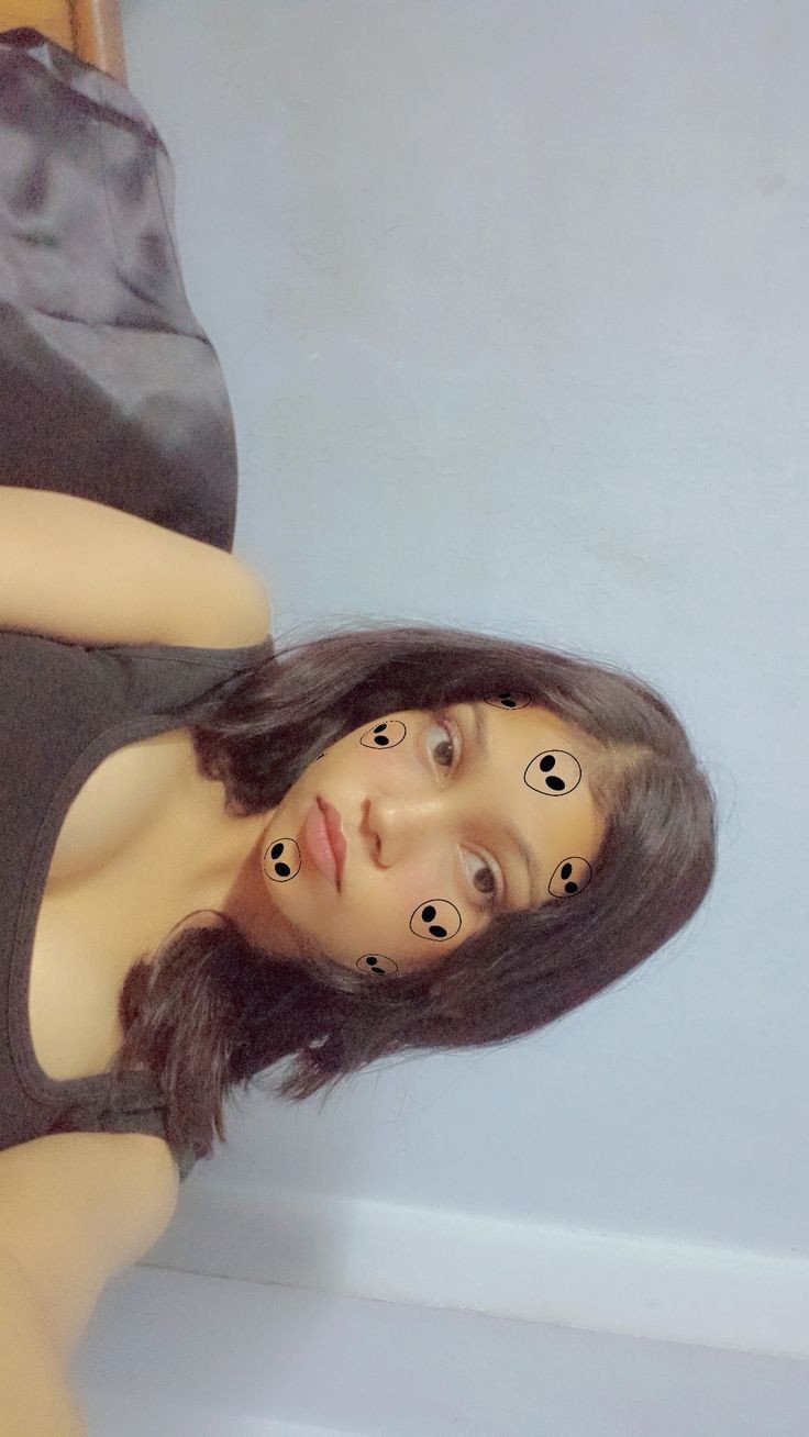 hidden face instagram selfie real simple girl image hidden face instagram selfie real simple girl image