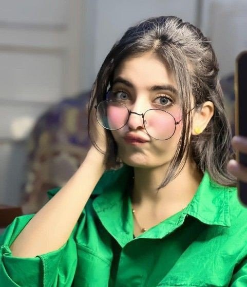 instagram dp for girls alone attitude instagram dp for girls alone attitude