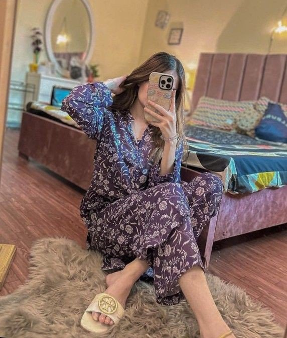 iphone mirror selfie boy dp cartoon iphone mirror selfie boy dp cartoon