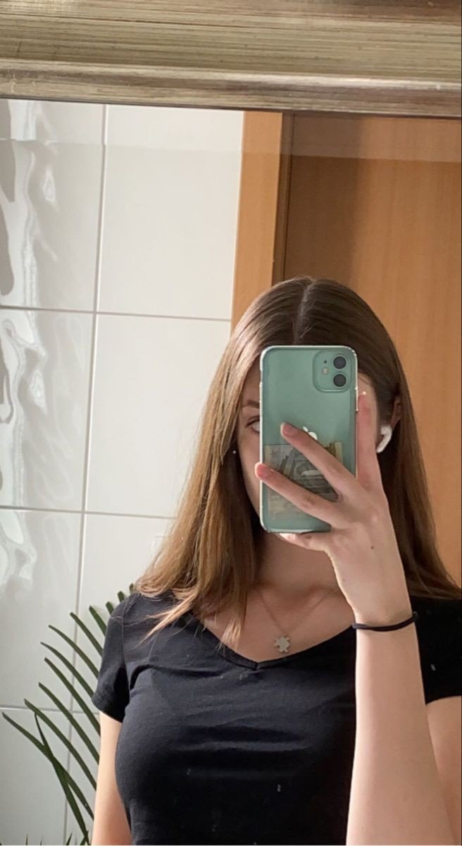 iphone mirror selfie dp for girls iphone mirror selfie dp for girls