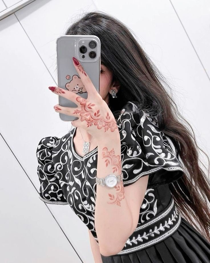 mirror selfie dp anime girl mirror selfie dp anime girl