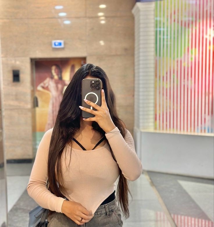 mirror selfie dp anime girl mirror selfie dp anime girl
