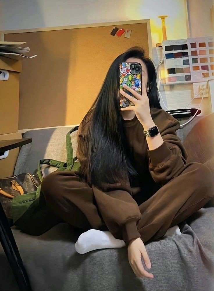 mirror selfie dp girl cartoon mirror selfie dp girl cartoon