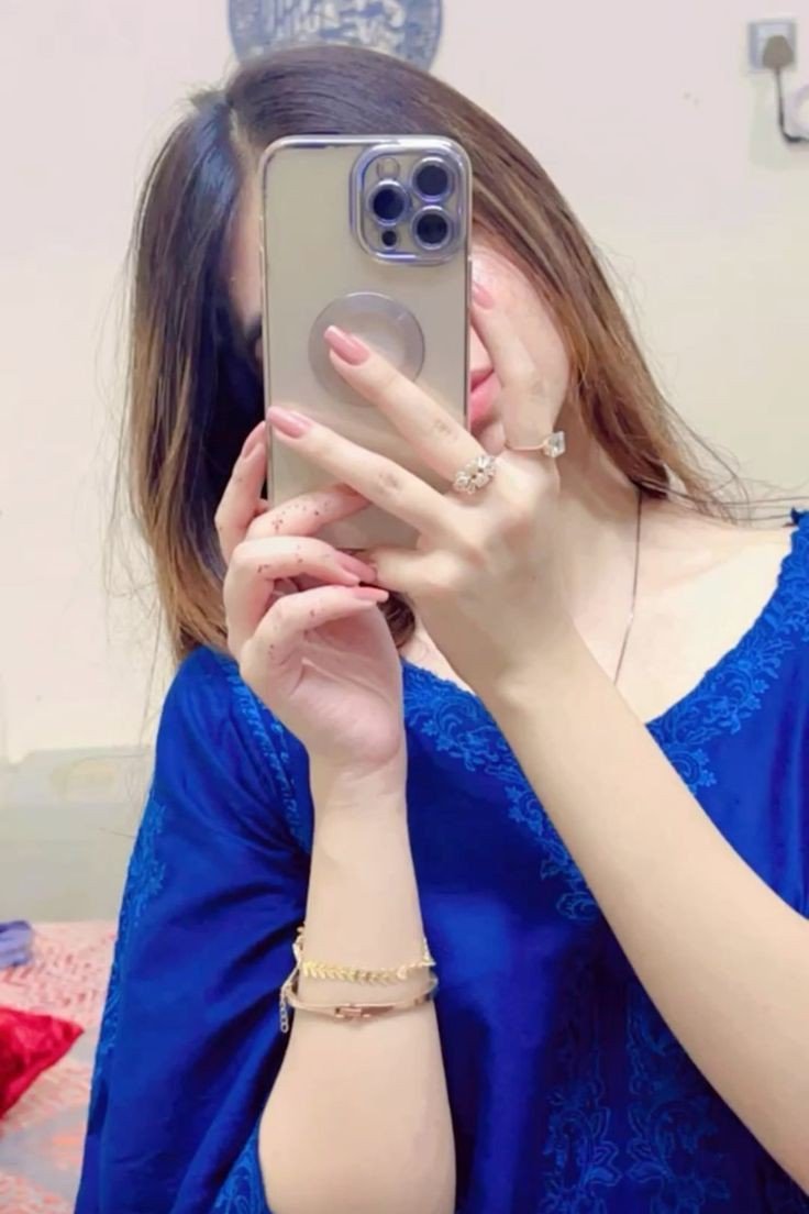 mirror selfie girl dp for whatsapp mirror selfie girl dp for whatsapp