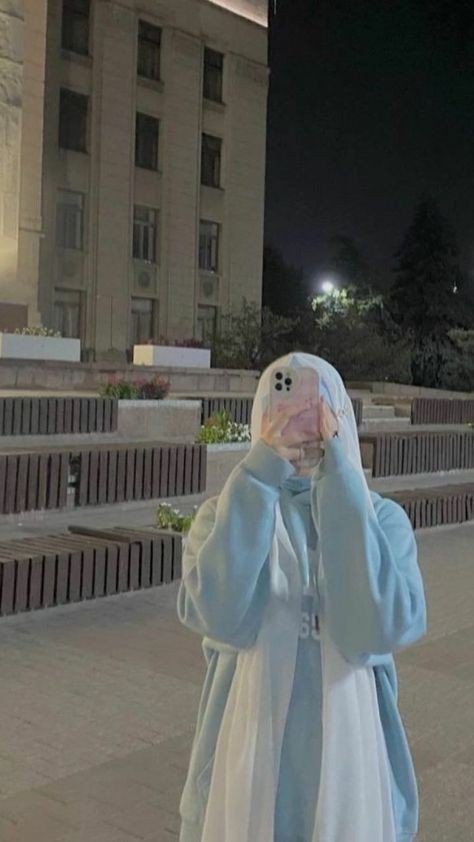 sad hijab girl dp sad hijab girl dp
