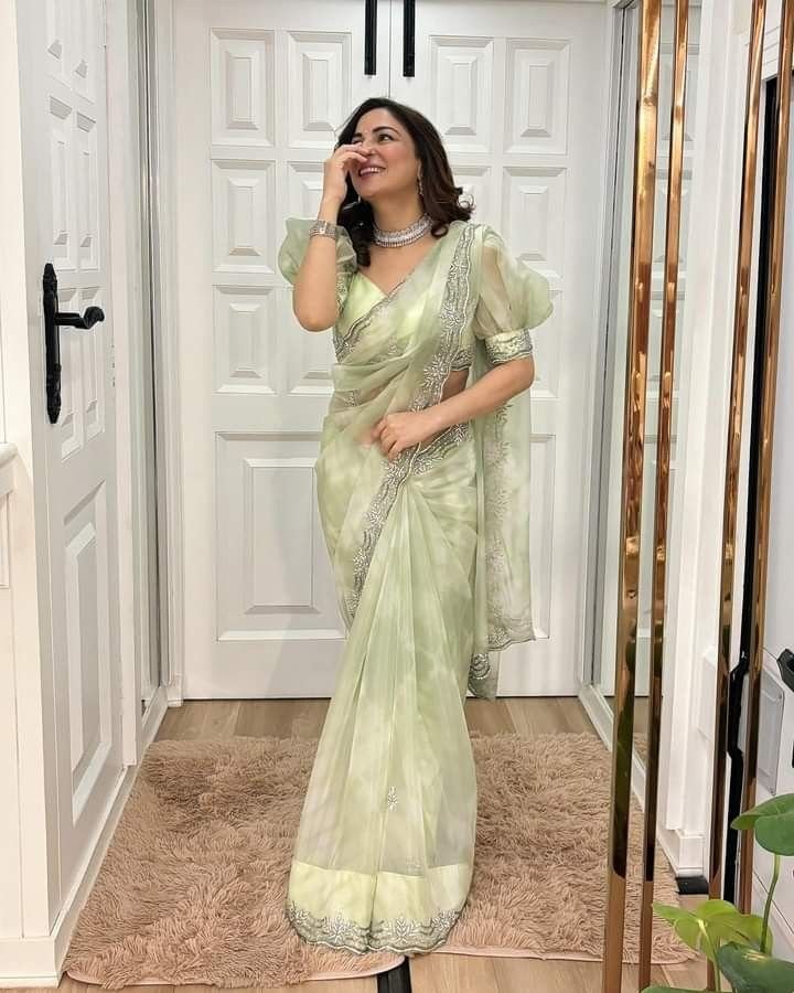 saree dp for instagram for girl attitude saree dp for instagram for girl attitude