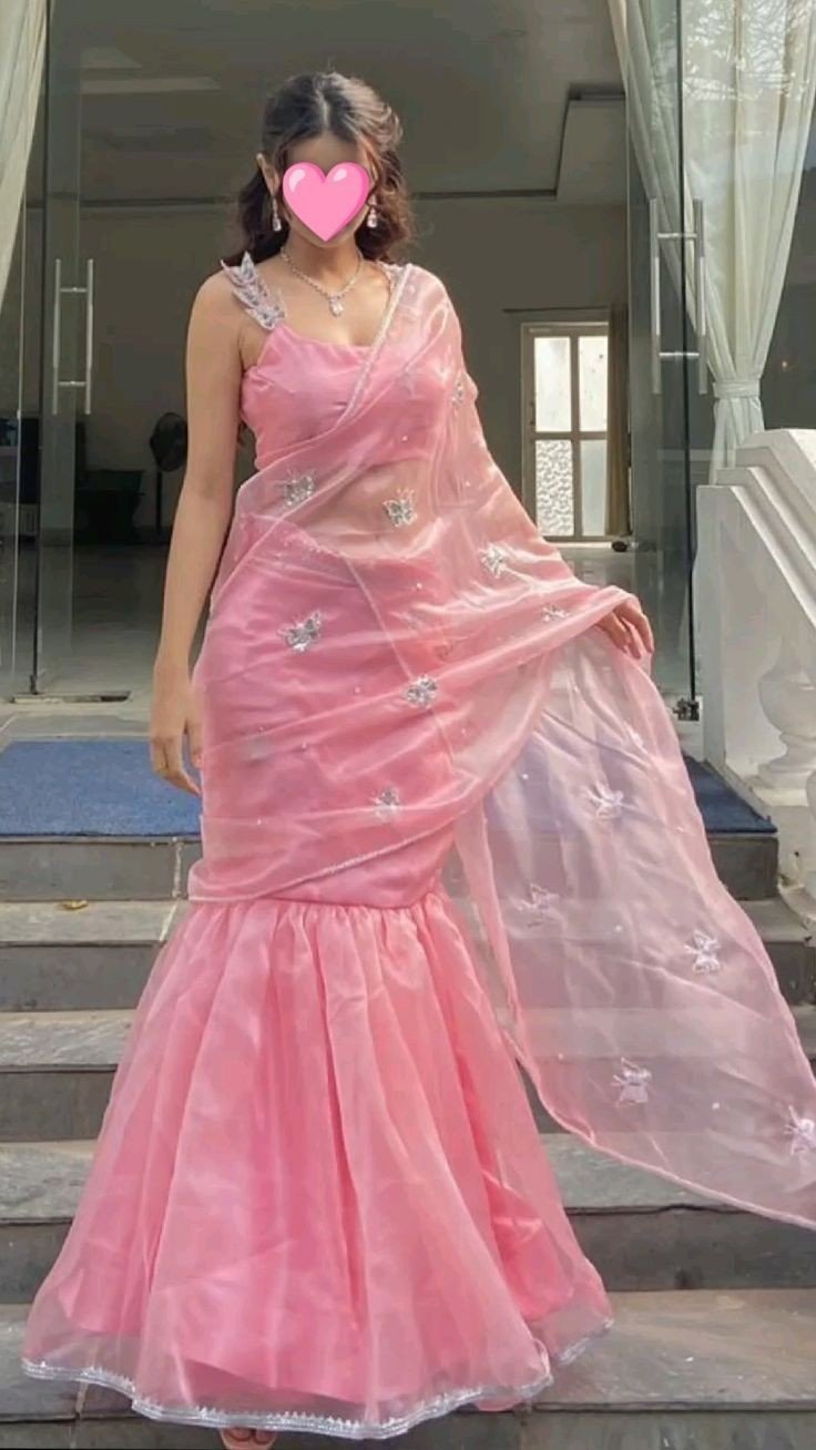 saree girl dp black saree girl dp black