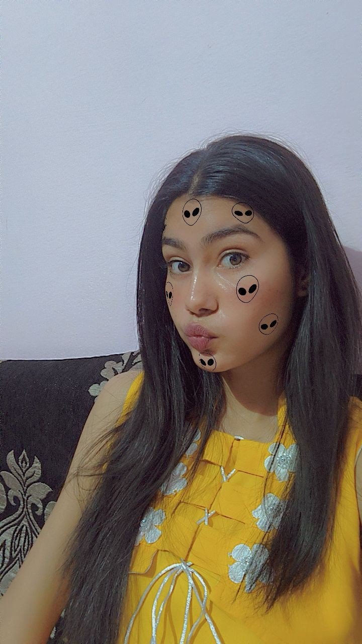 whatsapp dp real simple girl image whatsapp dp real simple girl image