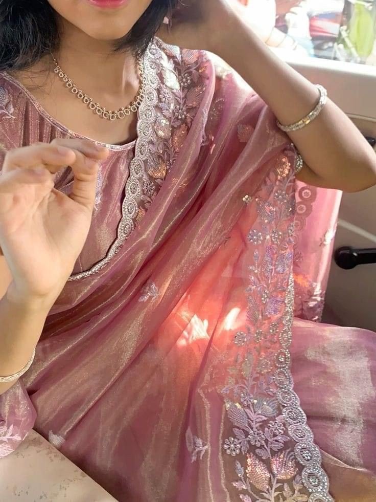 white saree girl dp white saree girl dp