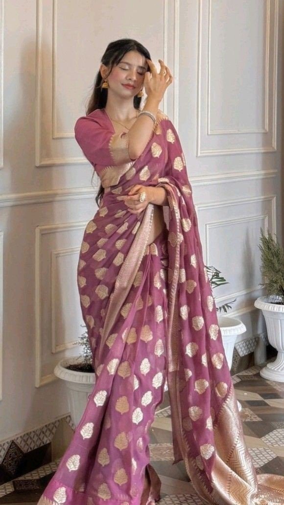 yellow colour saree girl dp yellow colour saree girl dp
